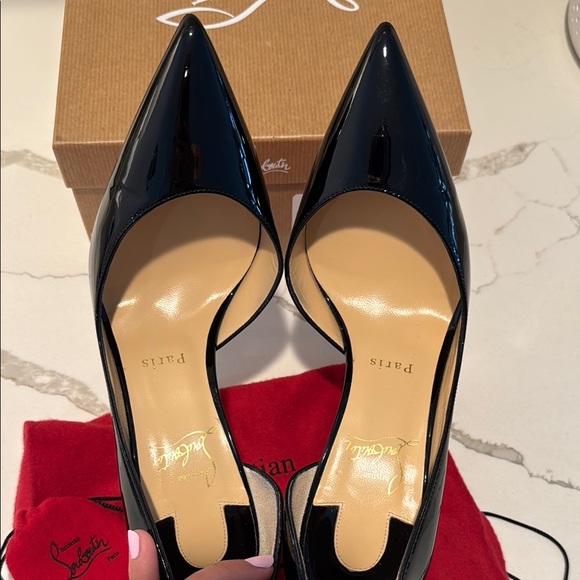 Christian Louboutin Iriza 100 Black Patent - Picture 10 of 16